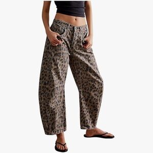 Leopard barrel jeans